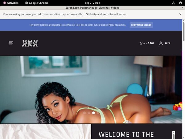 SarahLace With Canadian Dollars