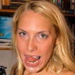 She’s Boss Join With Phone She’s Boss Join With Phone