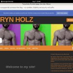 Tarynholz.modelcentro.com Home Page